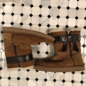 Short UGG boots